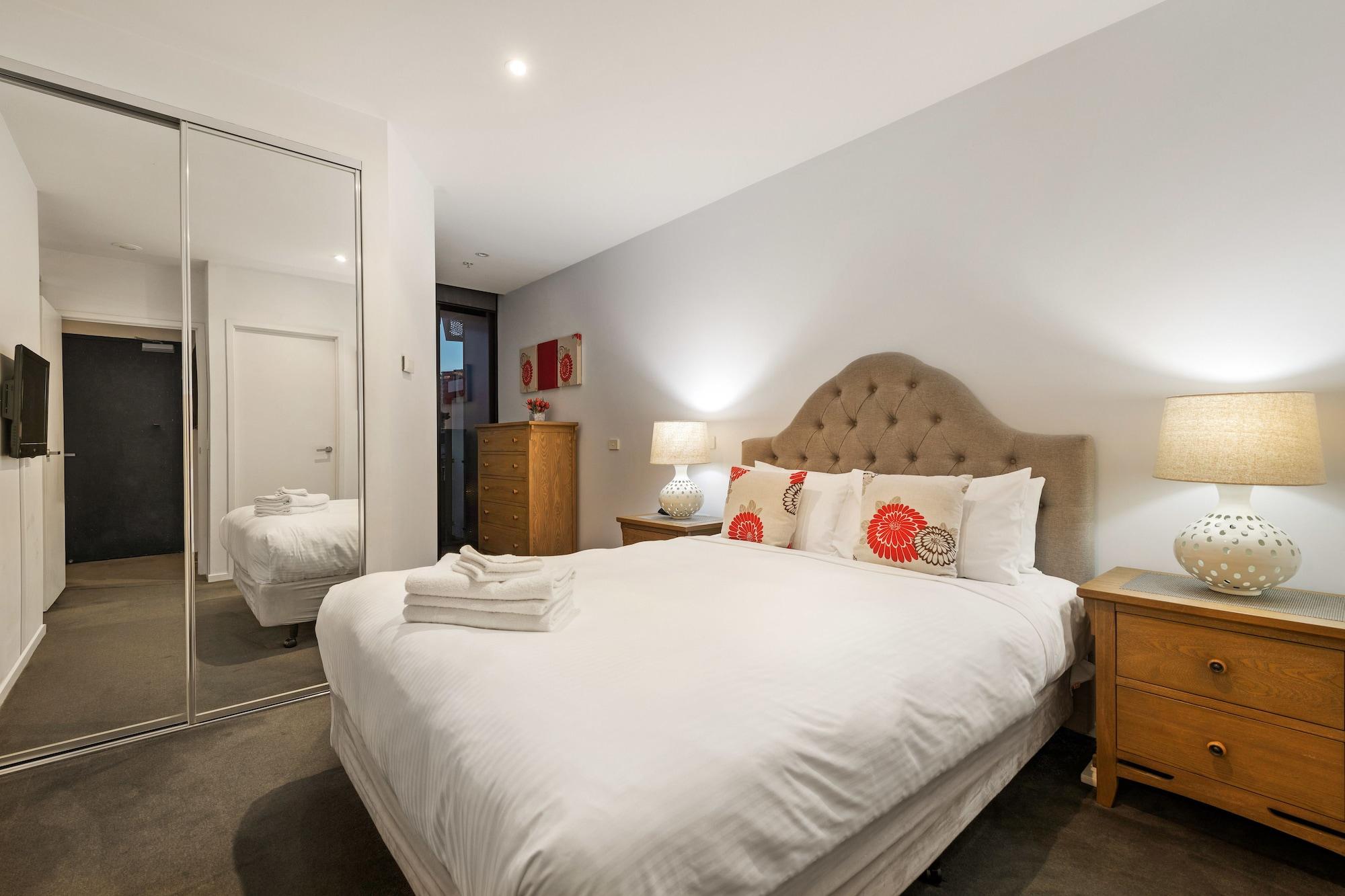 Docklands Executive Apartments - Мельбурн Экстерьер фото